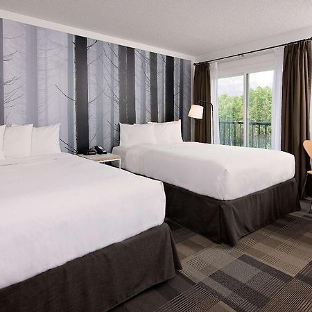 Coast Canmore Hotel & Conference Centre Екстериор снимка